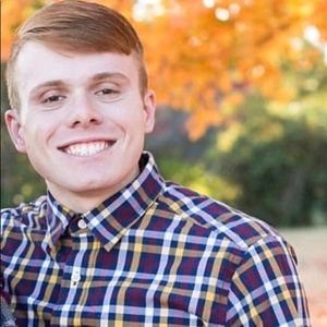 Meet your Posher, Dakota